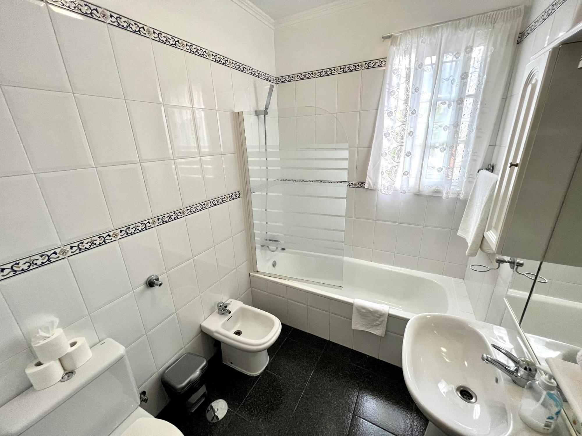 Willa Classic Tranquil Madeiran 4-bedroom Funchal (Madeira)
