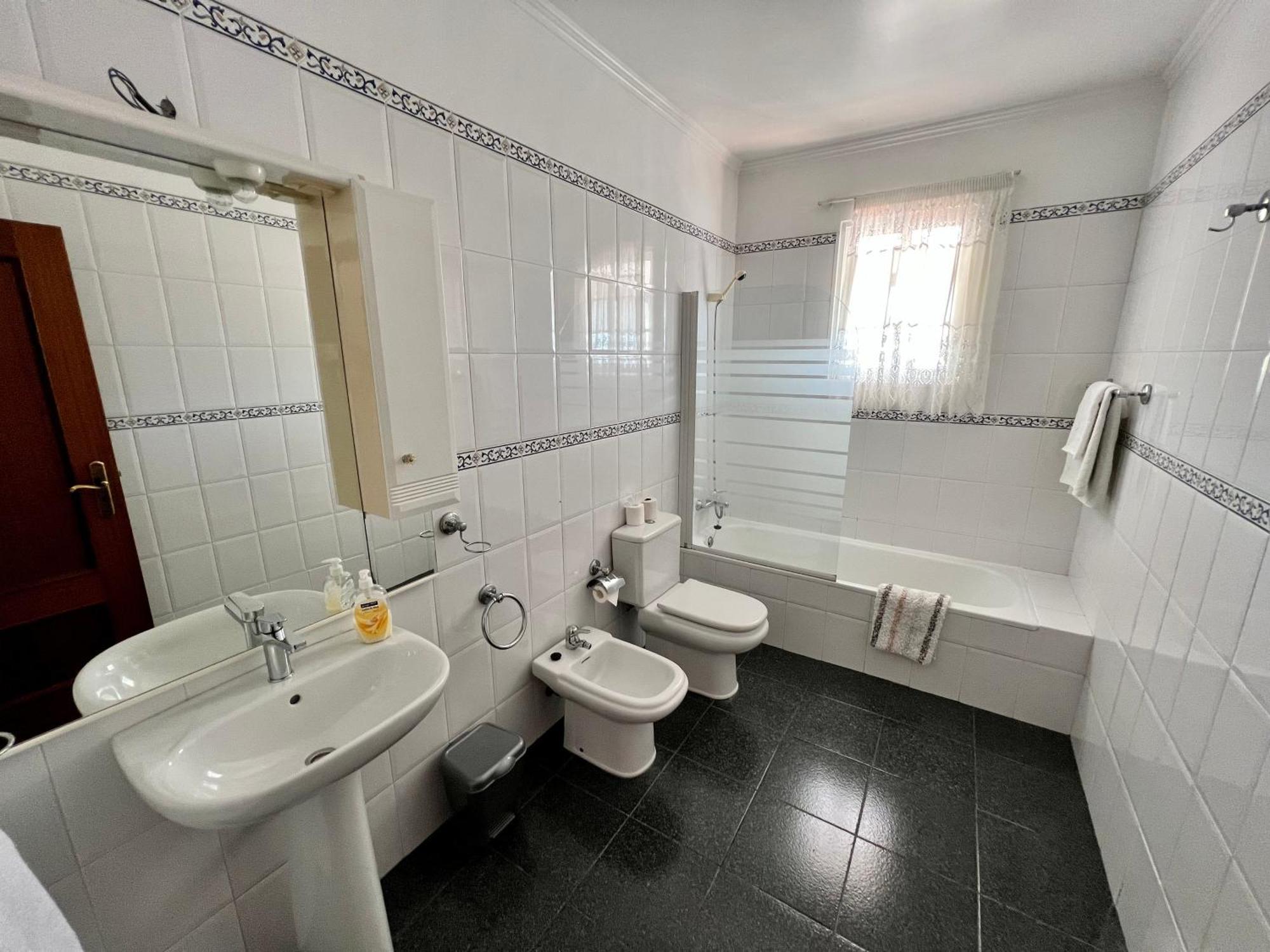 Willa Classic Tranquil Madeiran 4-bedroom